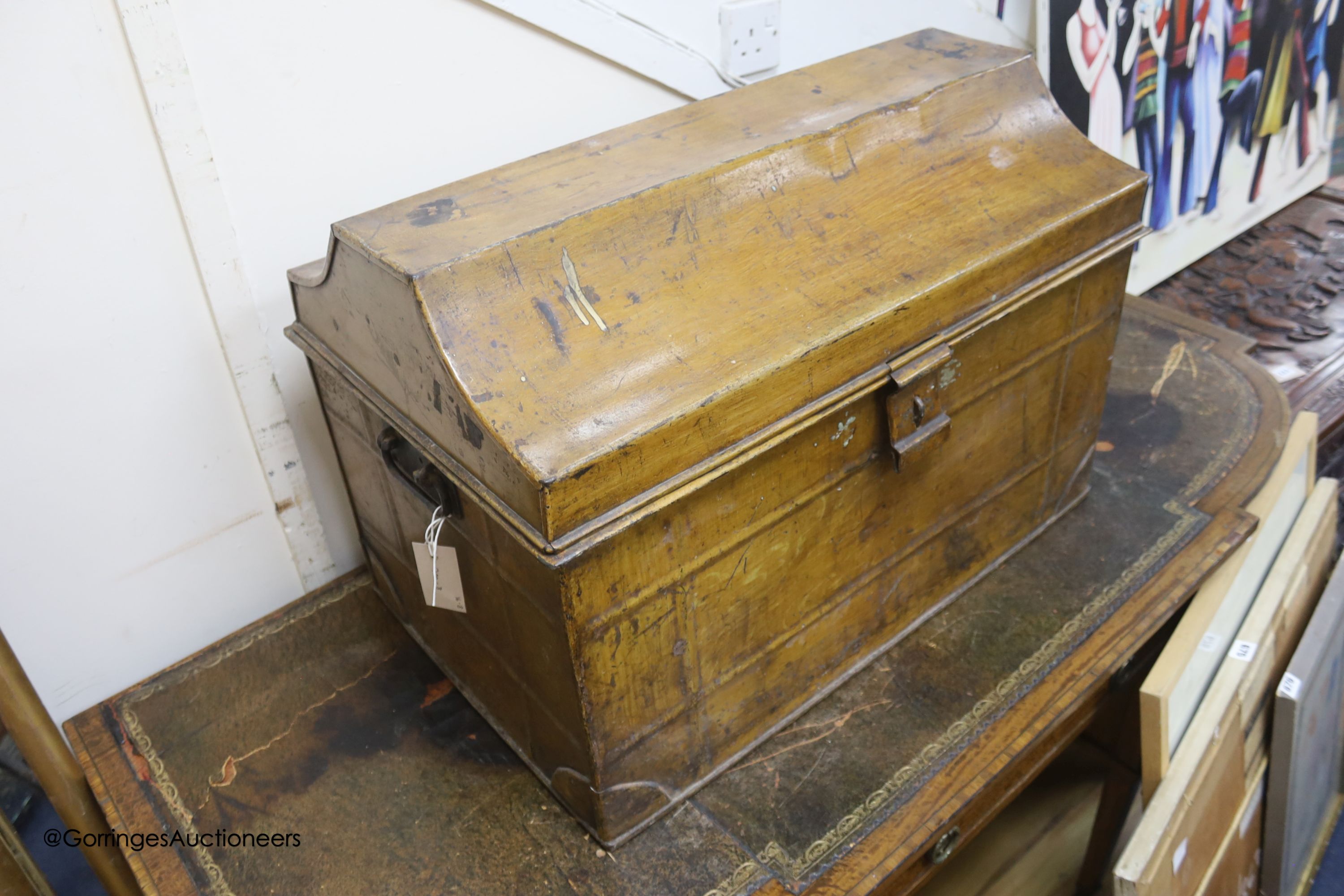 A Victorian tin trunk with simulated wood painted finish, width 66cm, depth 42cm, height 45cm